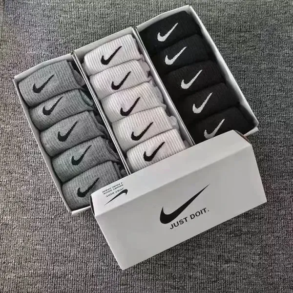 Nike Swoosh Crew Socks Black White Gray Socks - 1