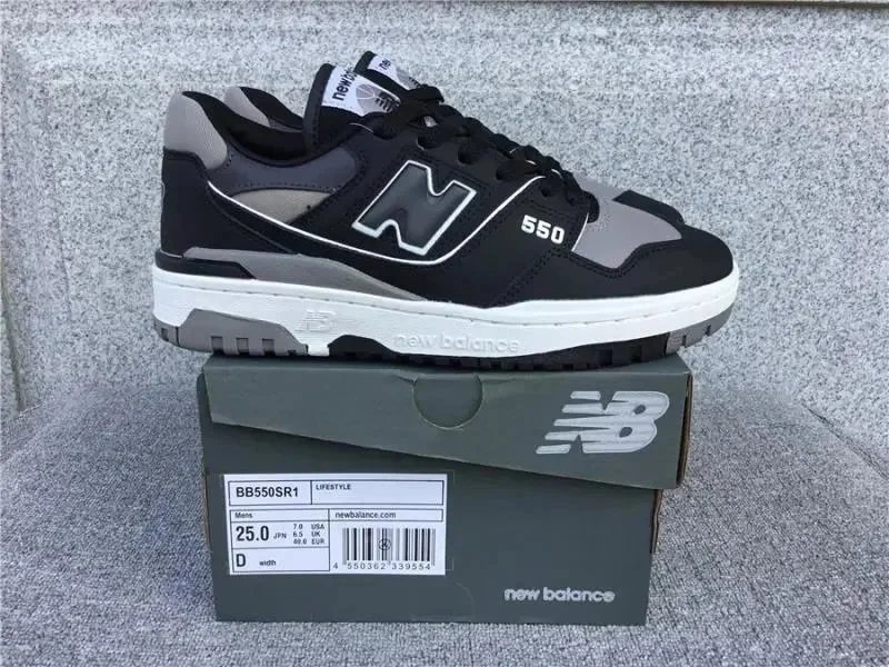 New Balance 550 Sneakers