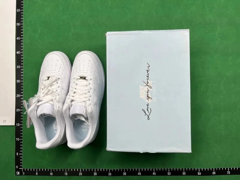 Nike Air Force 1 Low Sneakers