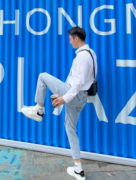 Alexander McQueen Oversized Sneaker White with Sky Blue Heel Tab Sneakers - 10