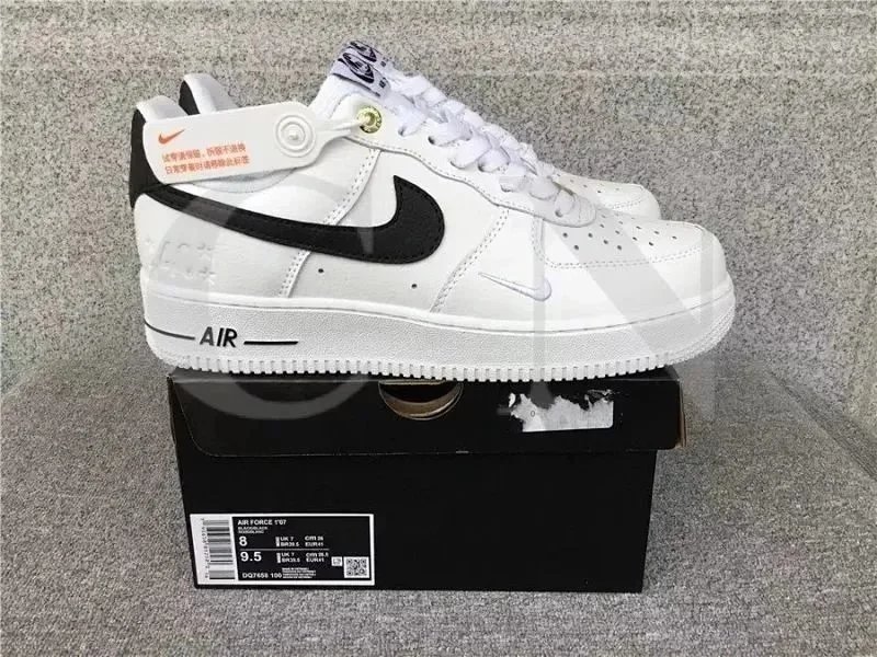 Nike Air Force 1 Low Sneakers