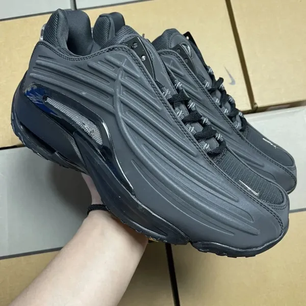 Nike Shox TL Black Sneakers - 1