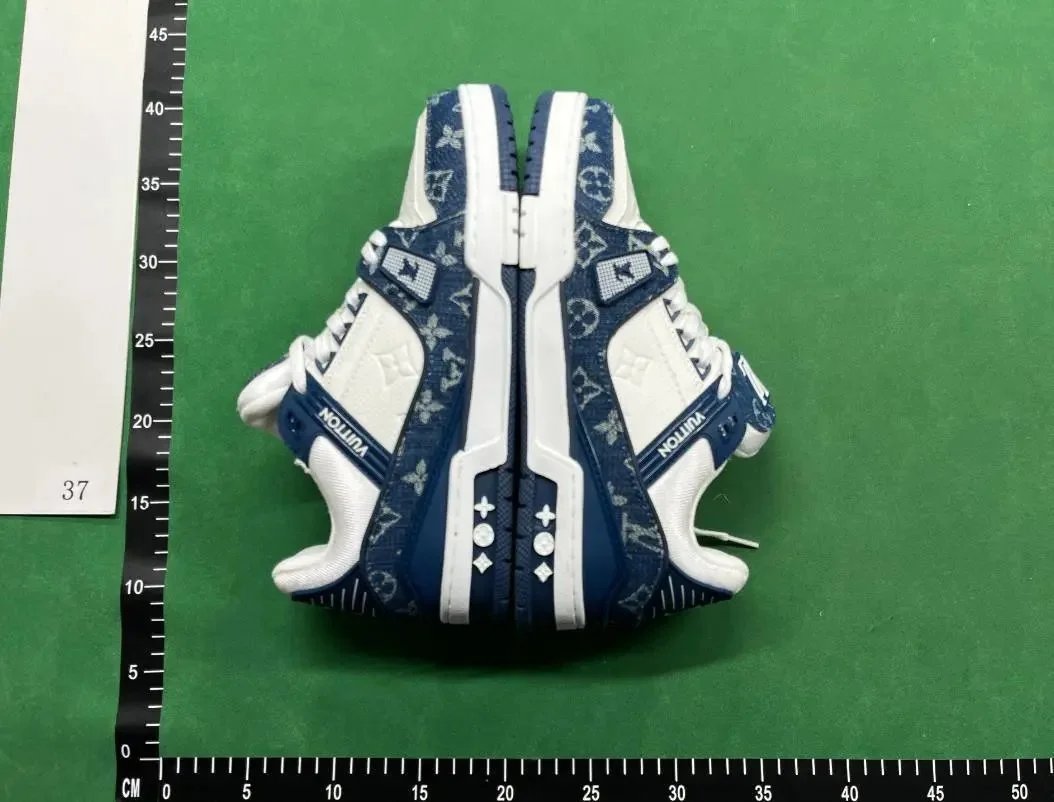 Louis Vuitton Archlight Sneakers