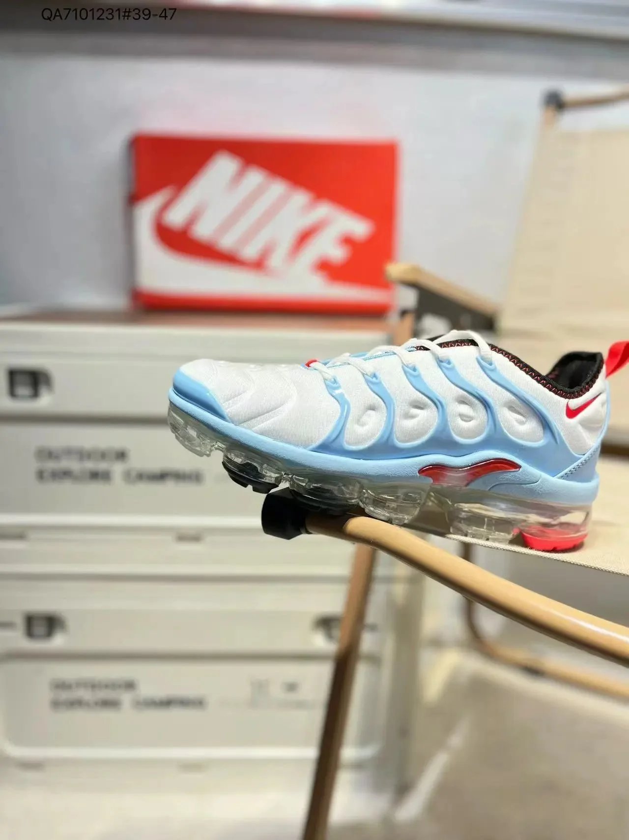 Nike Air VaporMax Plus Rainbow Gradient Sneakers - 6