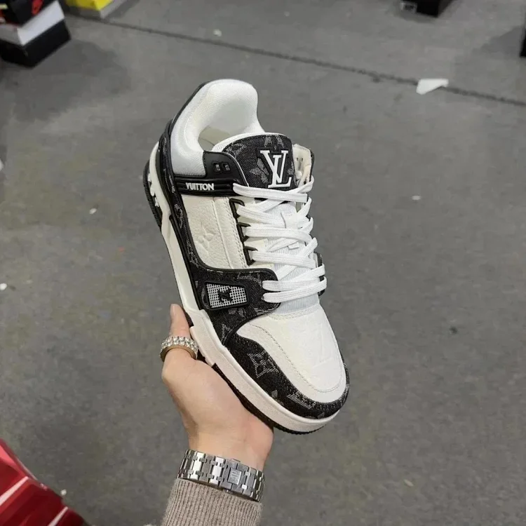 LV Louis Vuitton sh