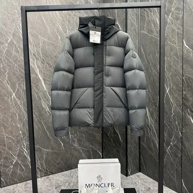 Moncler Down Jackets Hooded quilted puffer jacket product detail image 5
