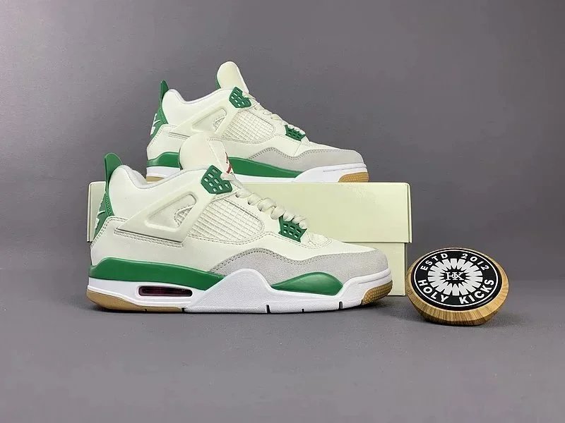 Air Jordan 4 White Pink Sneakers - 9