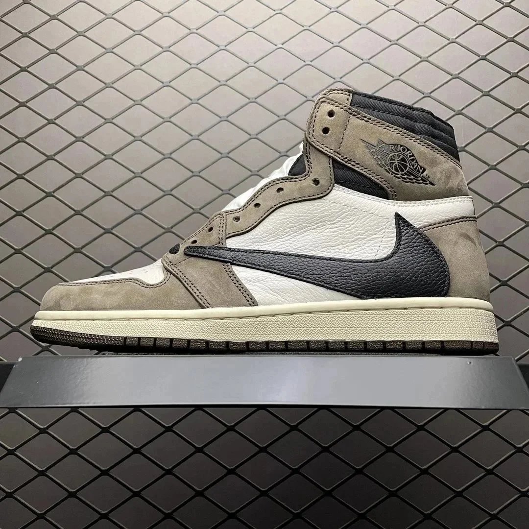 Louis Vuitton x Nike Air Jordan 1 High '85' Black Monogram Sneakers - 5