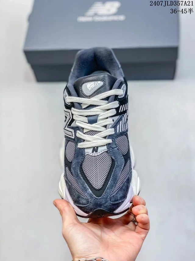 New Balance Sneakers 9060 product detail image 7