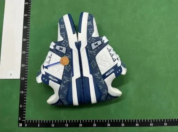 Louis Vuitton Trainer Green Monogram Sneakers - 7