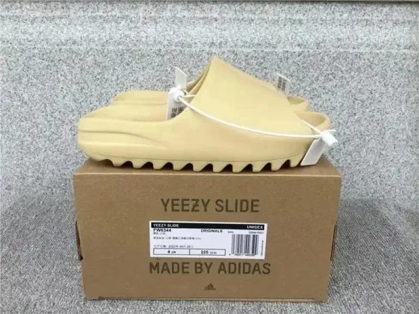 Adidas Yeezy Slide Cloud White Slippers - 3