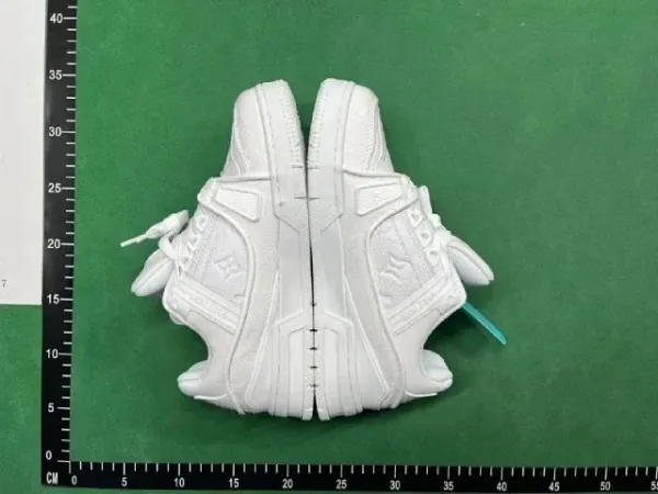 Louis Vuitton Trainer Green Monogram Sneakers - 8