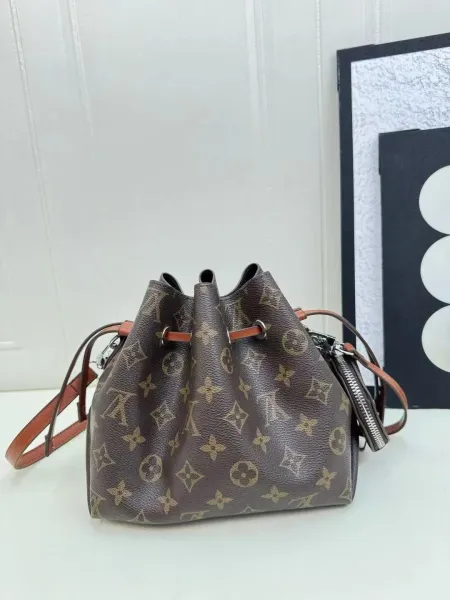 Louis Vuitton Noé Bucket Bag Monogram Brown Shoulder Bag - 1