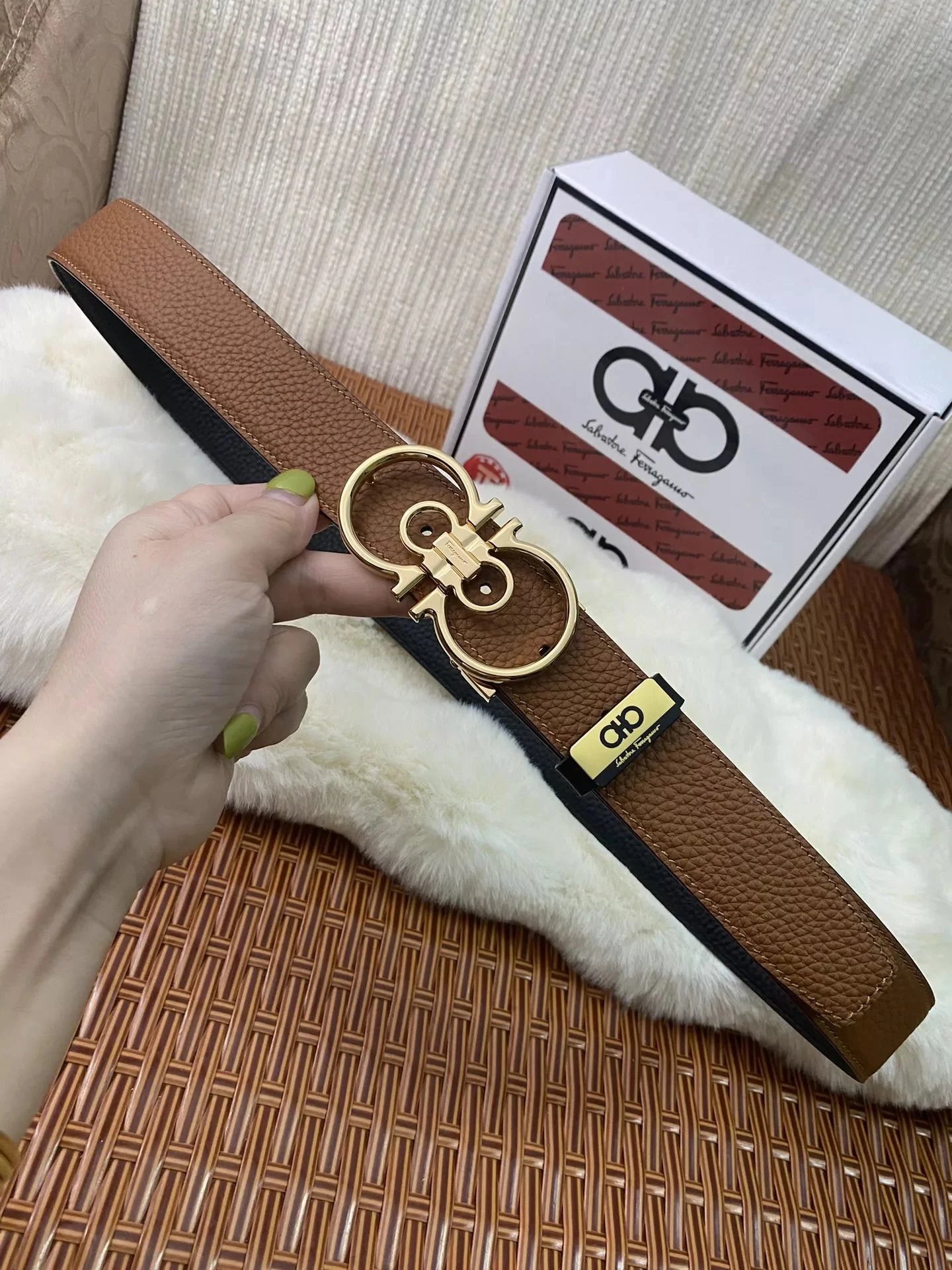 Salvatore Ferragamo Gancini Gold Buckle Black Croc-Embossed Leather Belt - 9