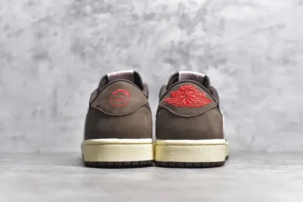 Travis Scott x Nike Air Jordan 1 Low OG Black Sneakers - 10