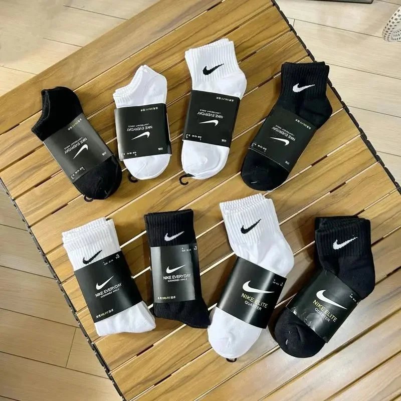 Nike Everyday Lightweight Ankle Socks