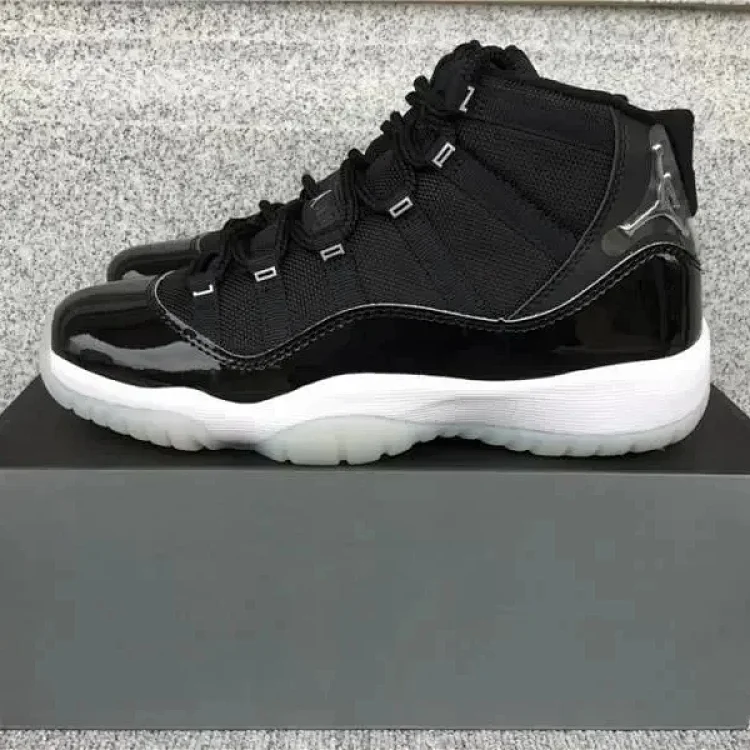 Air Jordan 11 shoes