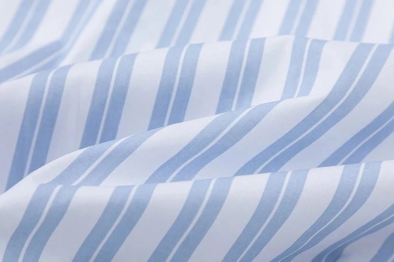 Comme des Garçons Play Heart Logo Light Blue Oxford Shirt - 36