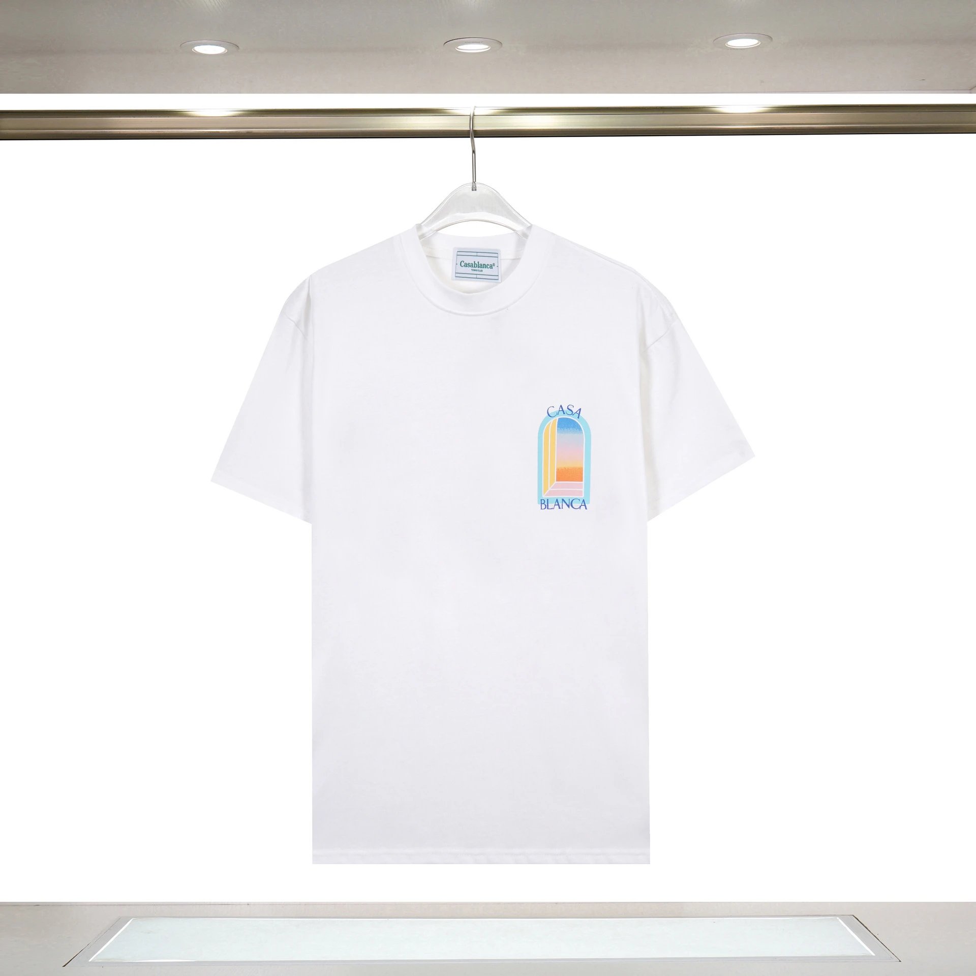 Casa Looking at the Beauty of the World Graphic T-Shirt Black - 50