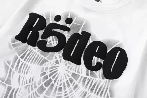 Off-White Tomato Print Off-White White T-Shirt - 10