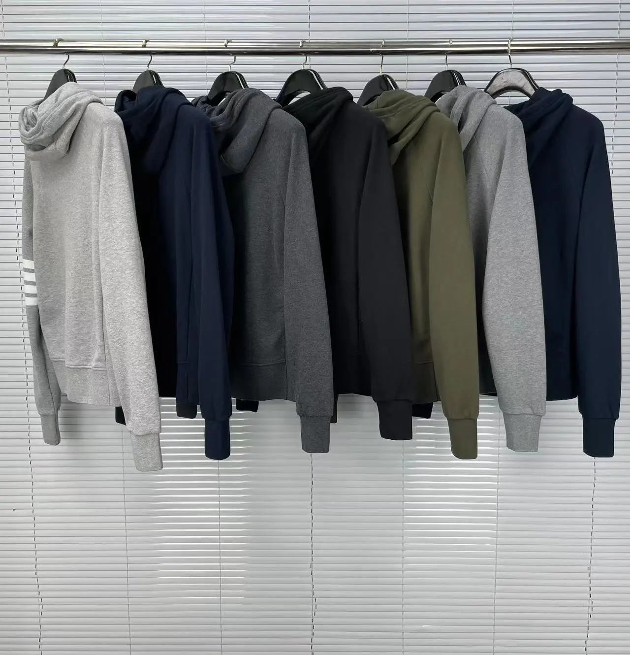 Thom Browne 4-Bar Stripe Zip-Up Hoodie Black - 4