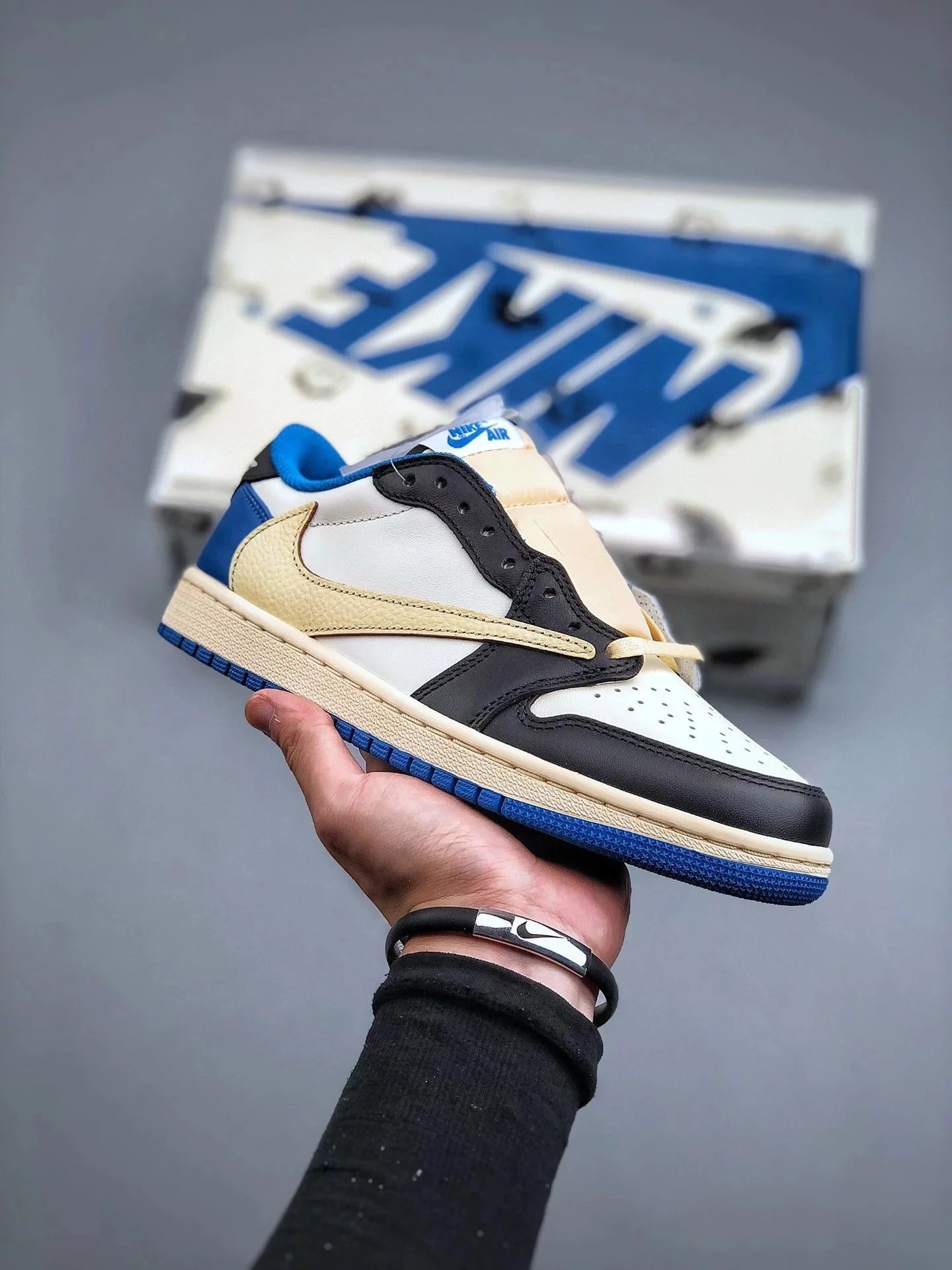 Air Jordan 1 Low Reverse Swoosh