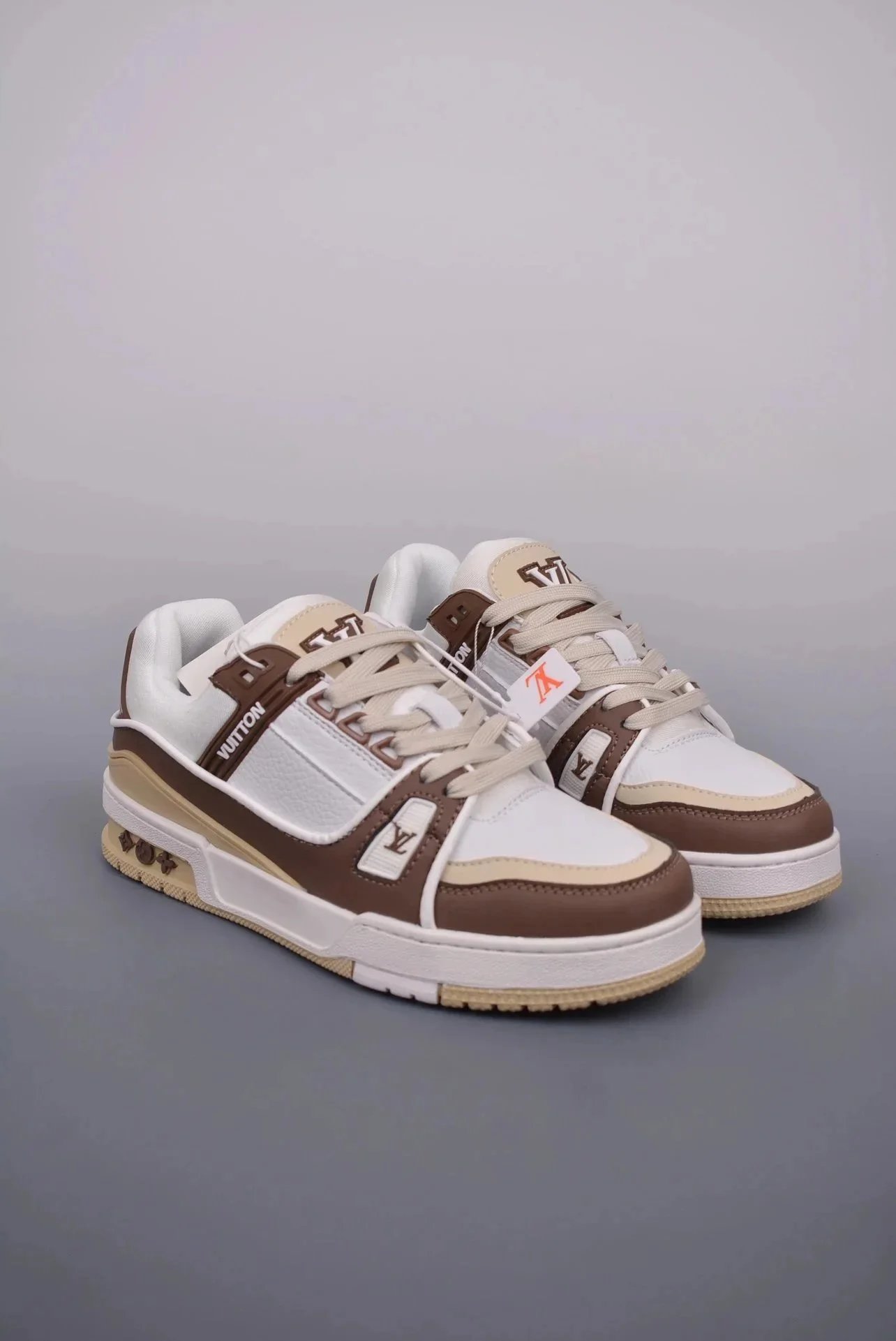 LV Louis Vuitton Trainer Shoes Sneakers