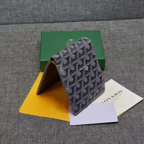 Goyard Saint-Honoré Navy Blue Chevron Print Short Wallet - 10