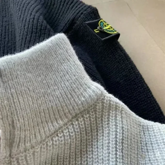 Stone Island Knitwear Ribbed crewneck knit sweater with compass sleeve badge product detail image 18