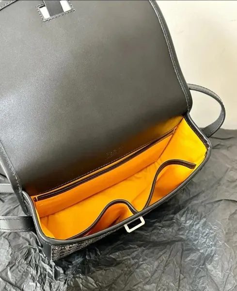 Goyard Saint-Honoré Navy Blue Chevron Print Short Wallet - 8