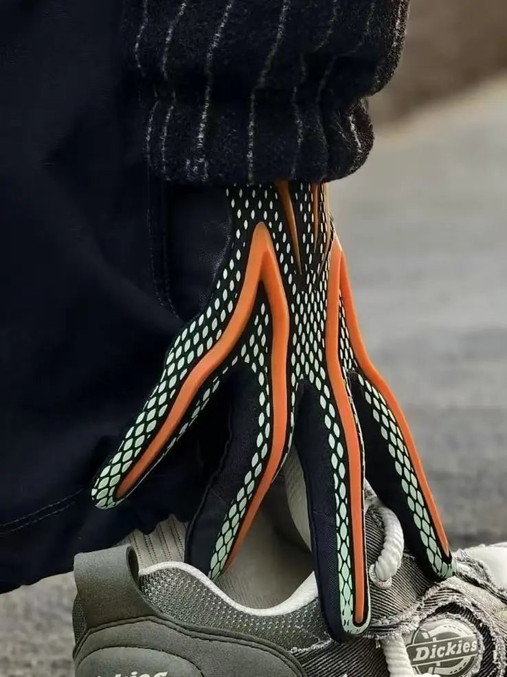 Co-Branded Gloves