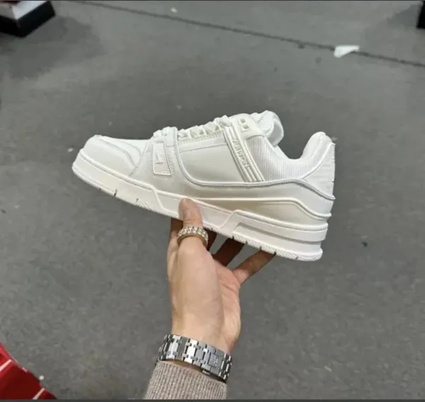 Louis Vuitton Archlight White Sneakers - 10