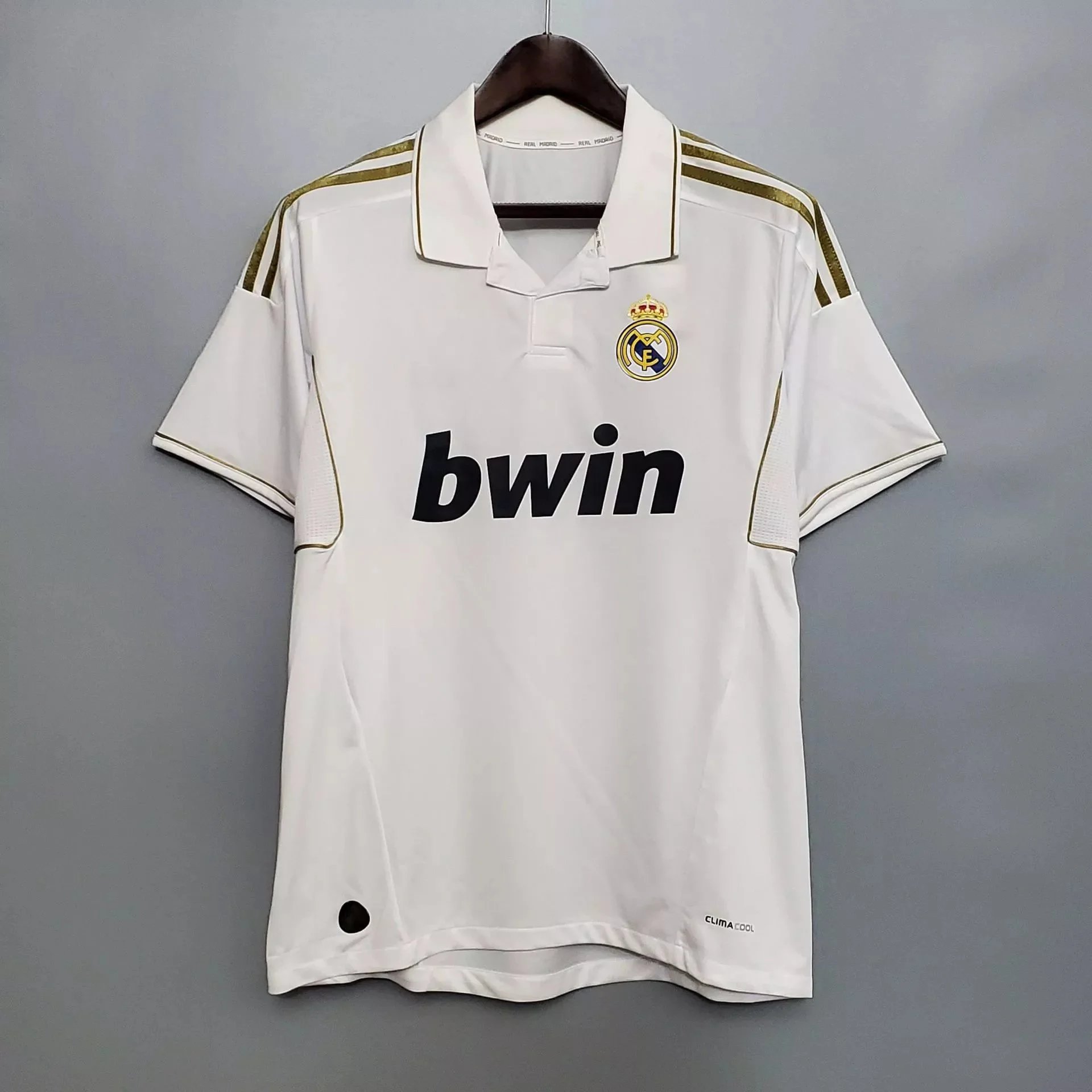 Real Madrid x Adidas 2023-24 Third Jersey Black Pink - 12