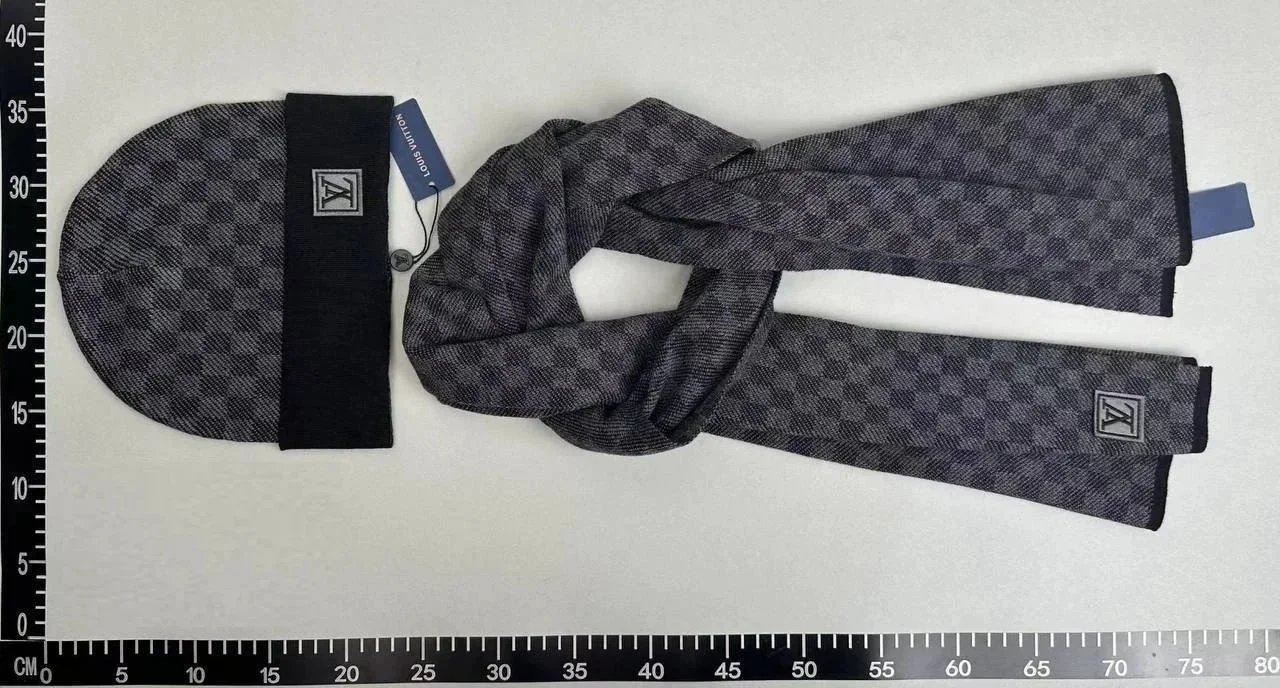 Louis Vuitton Damier Azur Knit Scarf and Beanie Set Navy Blue Accessories - 4