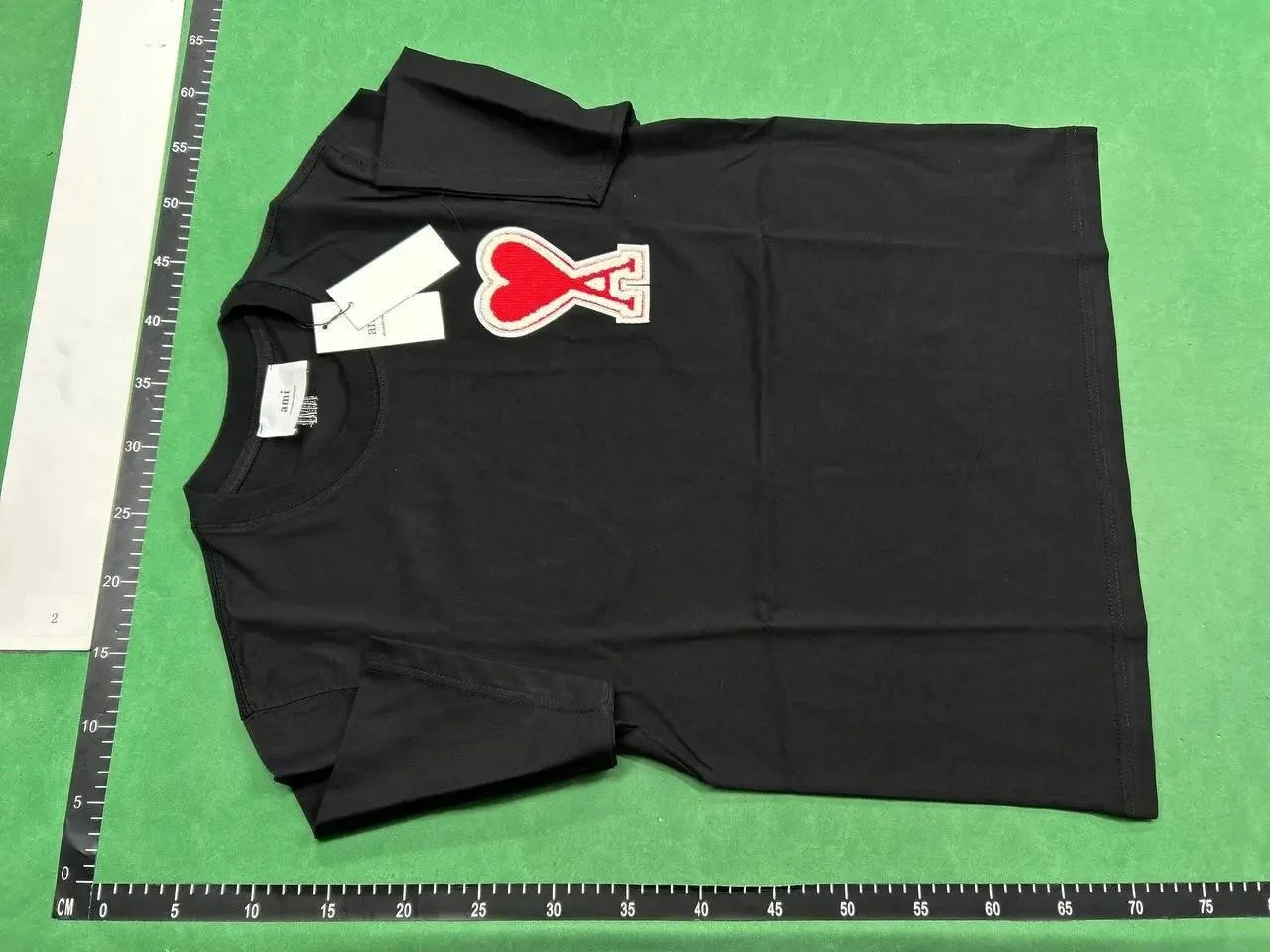 Ami Paris Heart Logo Olive Green T-Shirt - 7