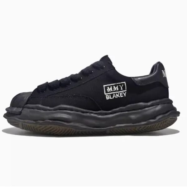 MMY Deconstructed Canvas Sneakers Black/White - 10