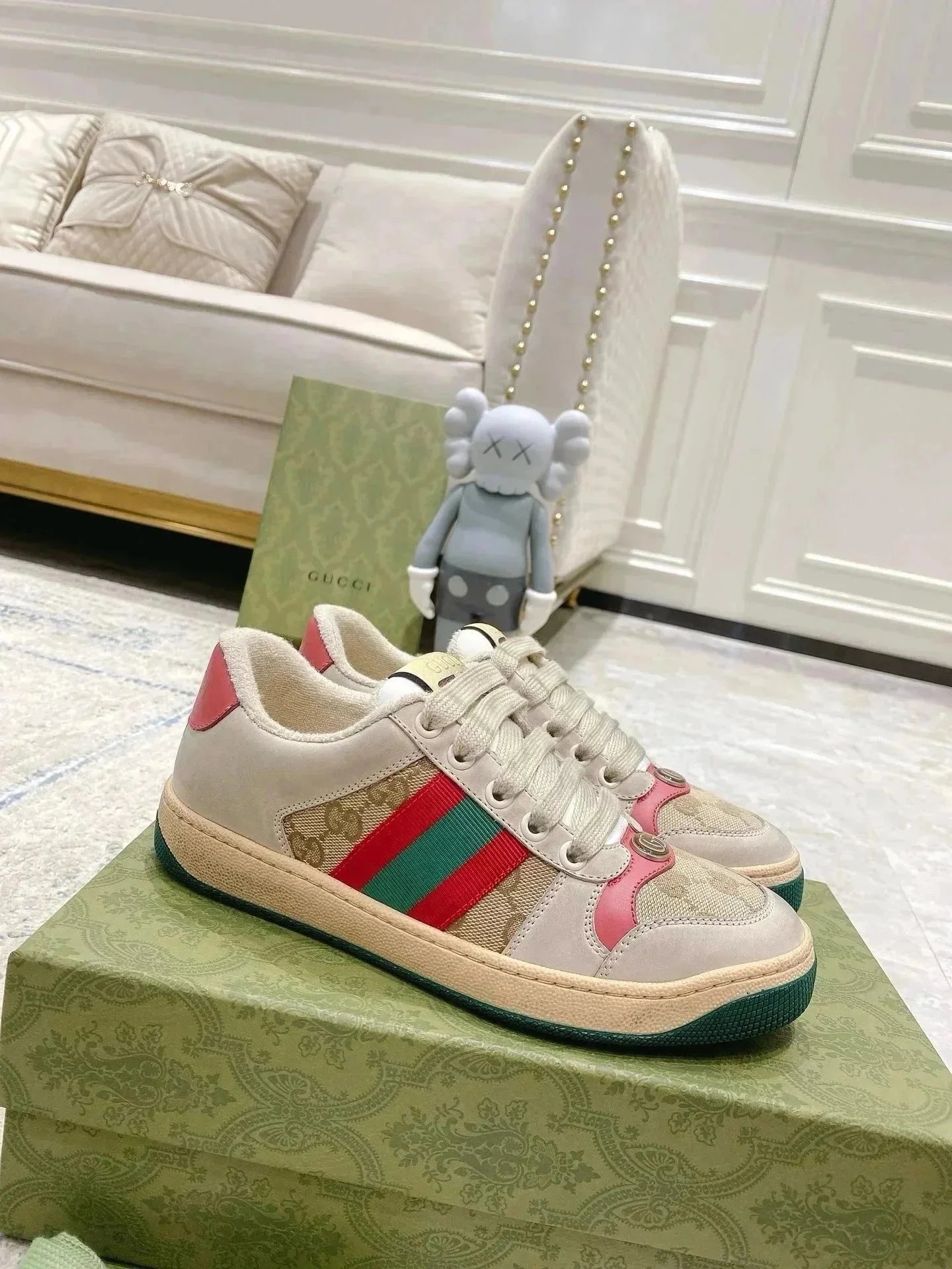 Gucci Rhyton GG Supreme Sneakers Beige Pink Green Red - 1