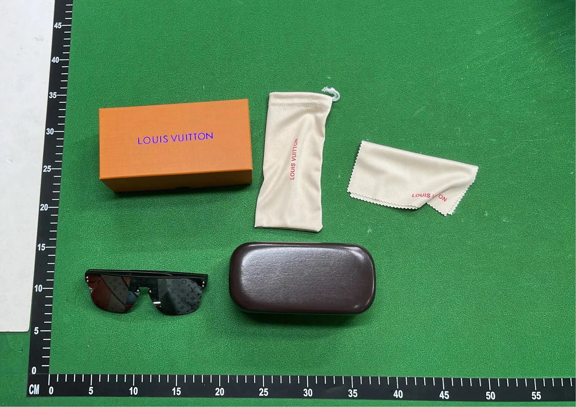 Prada PR 08SS Black Sunglasses - 3