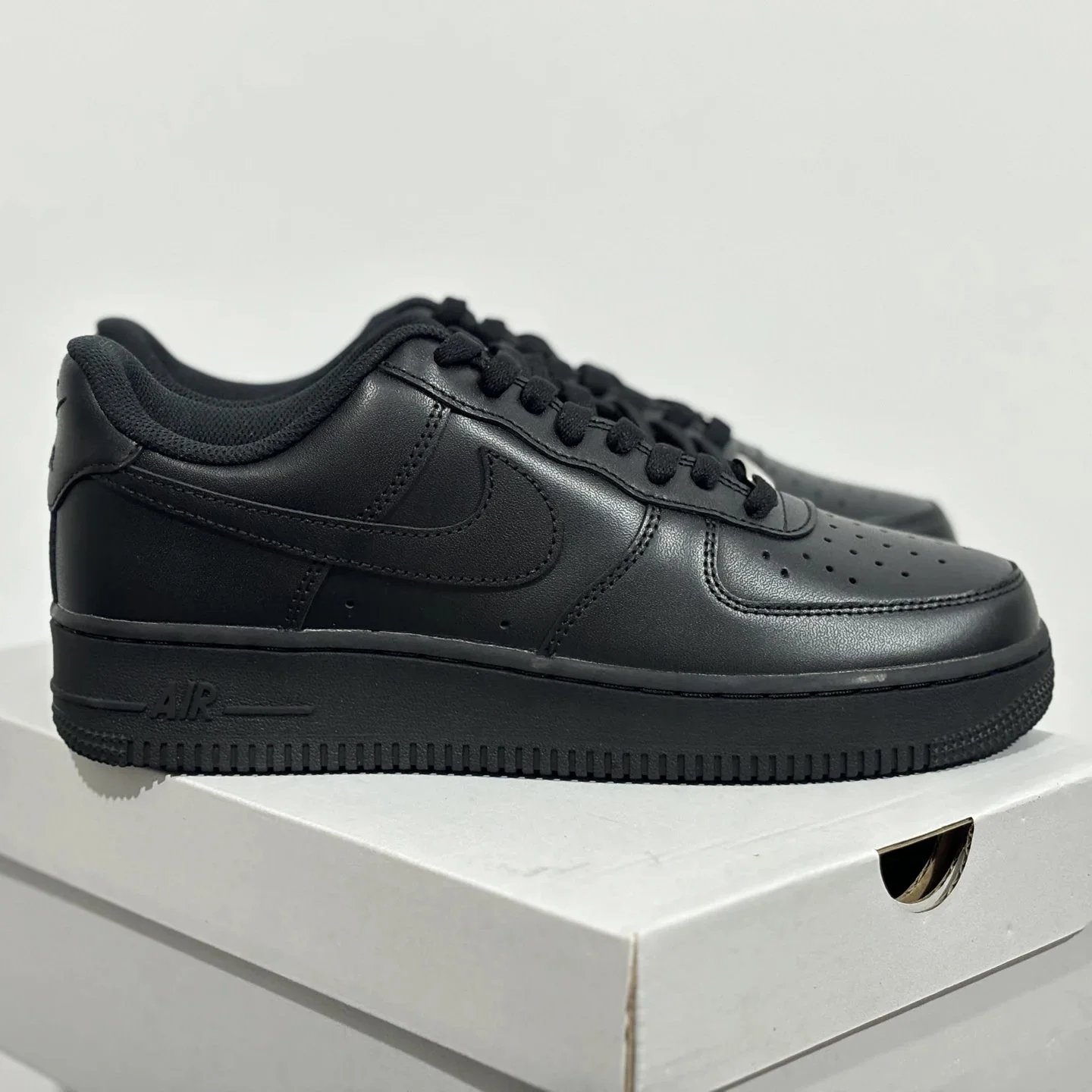 Nike Air Force 1 Low White Sneakers - 2