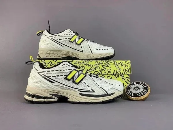 New Balance x GANNI 2002R White Lime Green Sneakers - 1