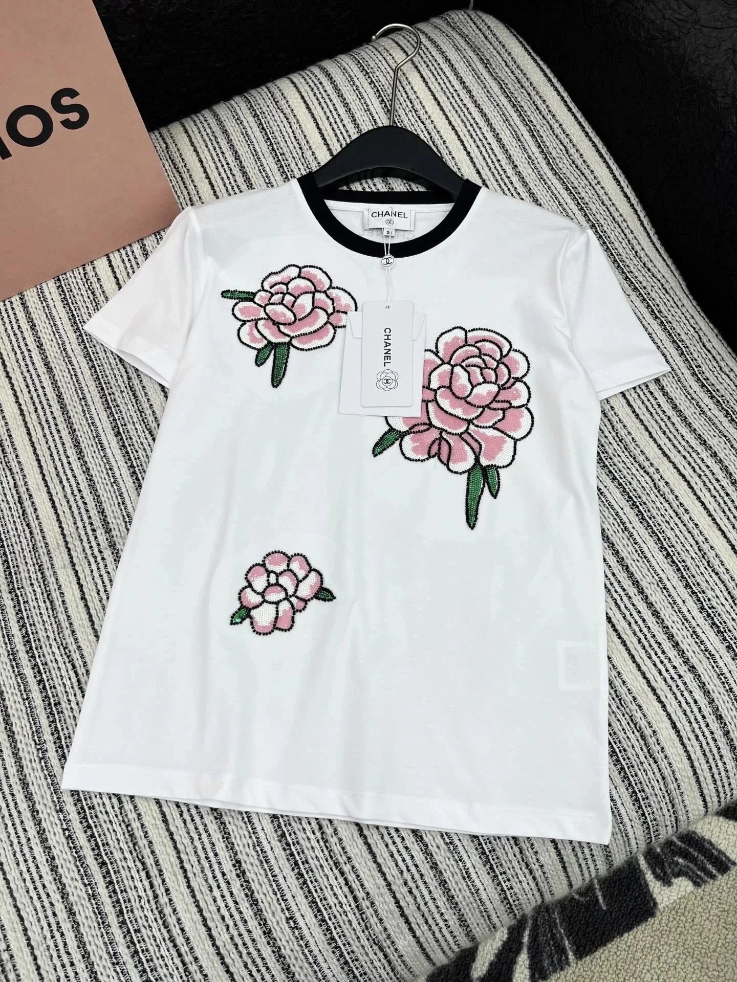 Chanel Boutique Embroidered Logo Navy T-Shirt - 3
