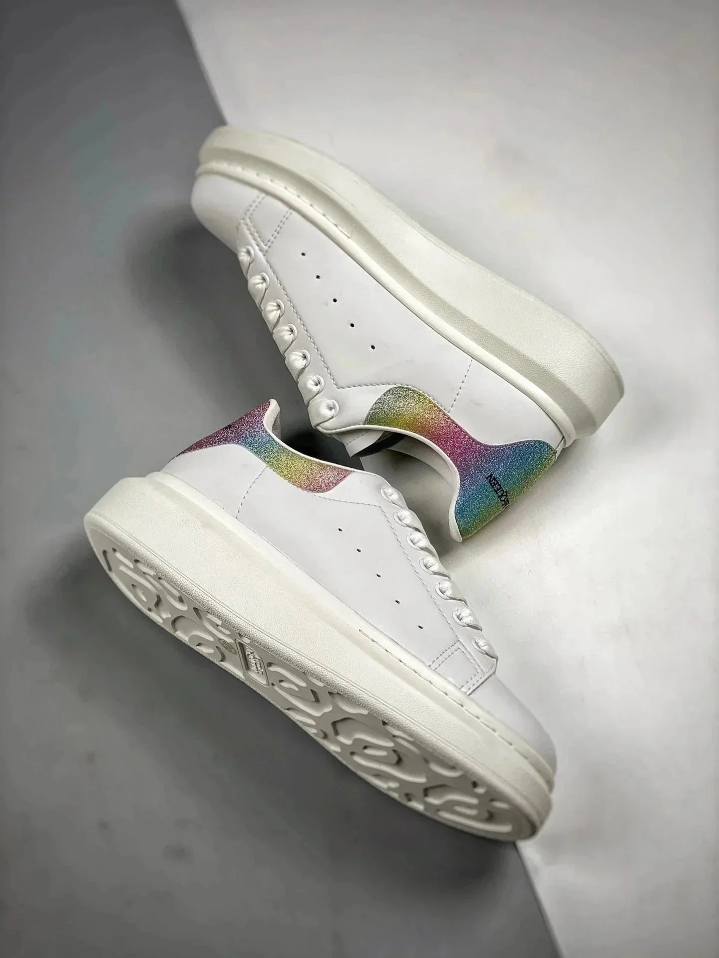 Alexander McQueen Oversized Sneakers White Gold Stripe Chunky Sneakers - 4