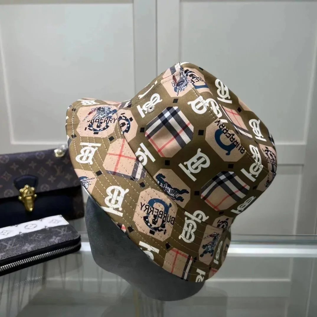 Burberry Vintage Check Bucket Hat Beige Plaid Accessories - 2