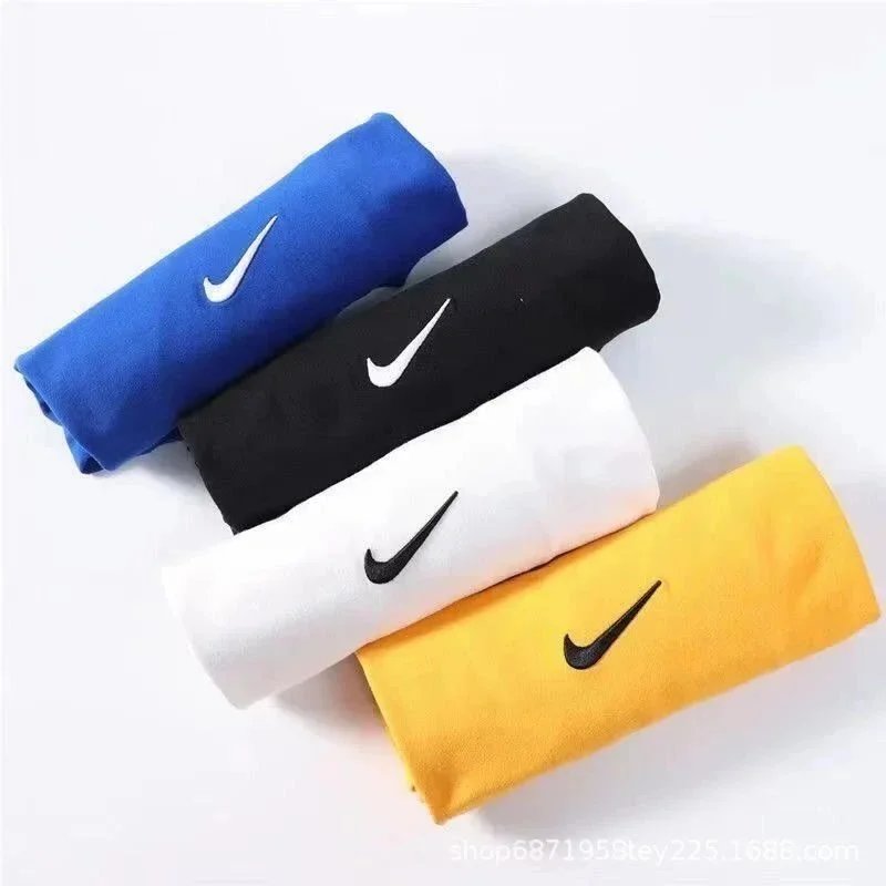 Nike Essential Swoosh Logo Gray T-Shirt - 6