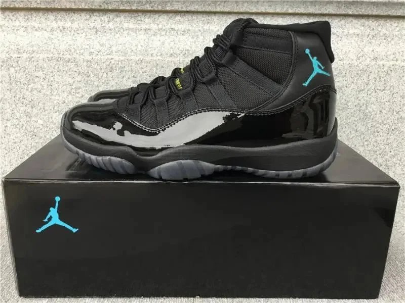 Air Jordan 11 Retro Bred Sneakers - 11