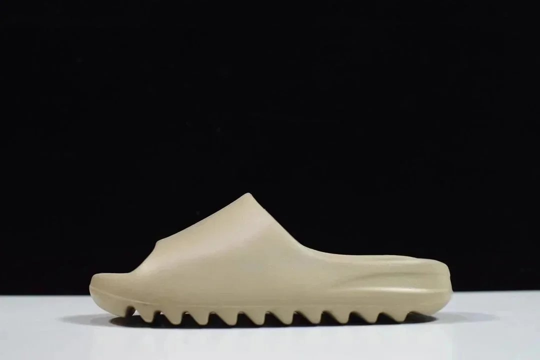 Adidas Yeezy Slide Onyx Slippers - 5