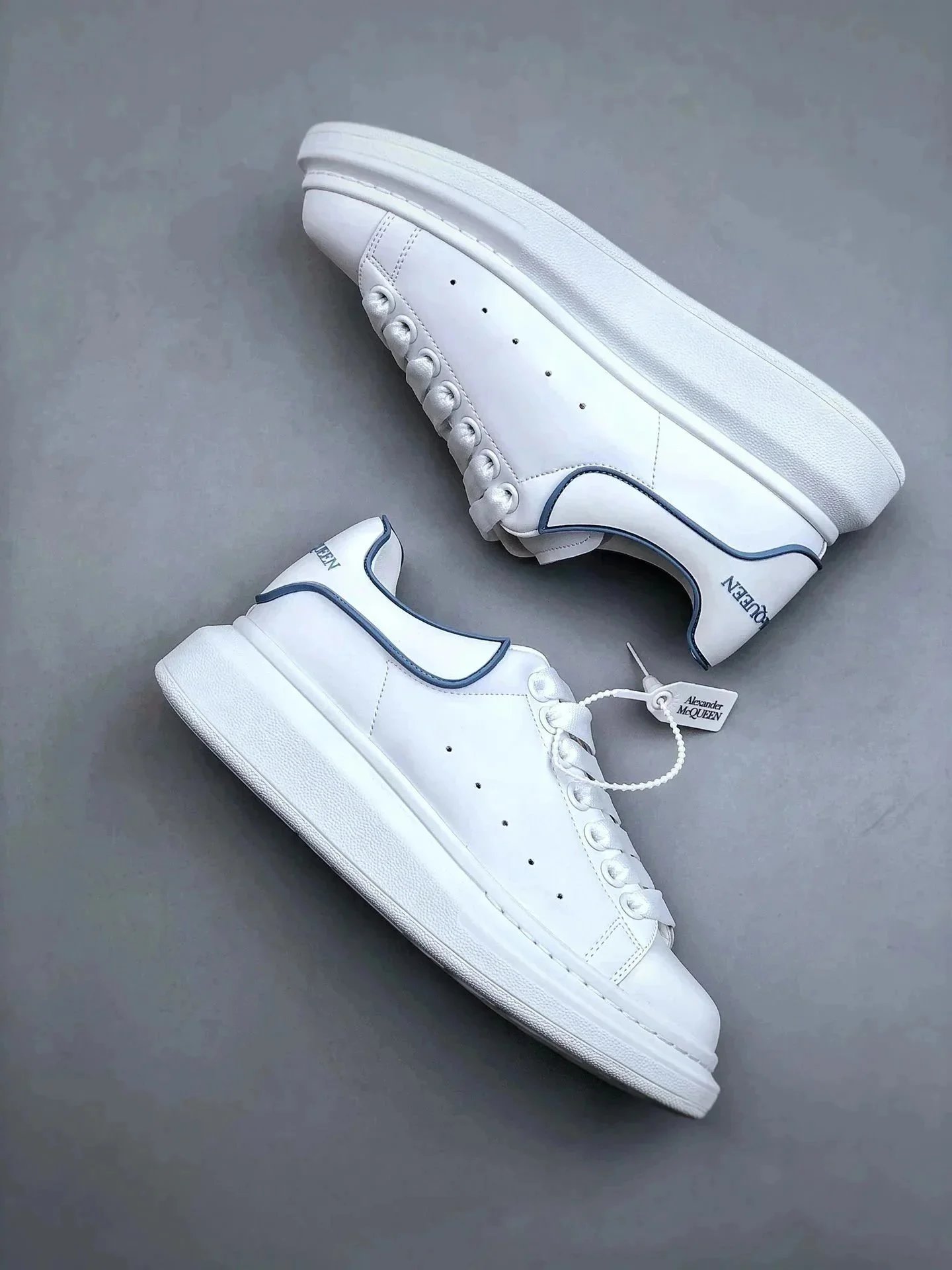 Alexander McQueen Oversized Sneakers White Gold Stripe Chunky Sneakers - 6