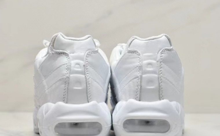Nike Air Max 95 White Sneakers - 8