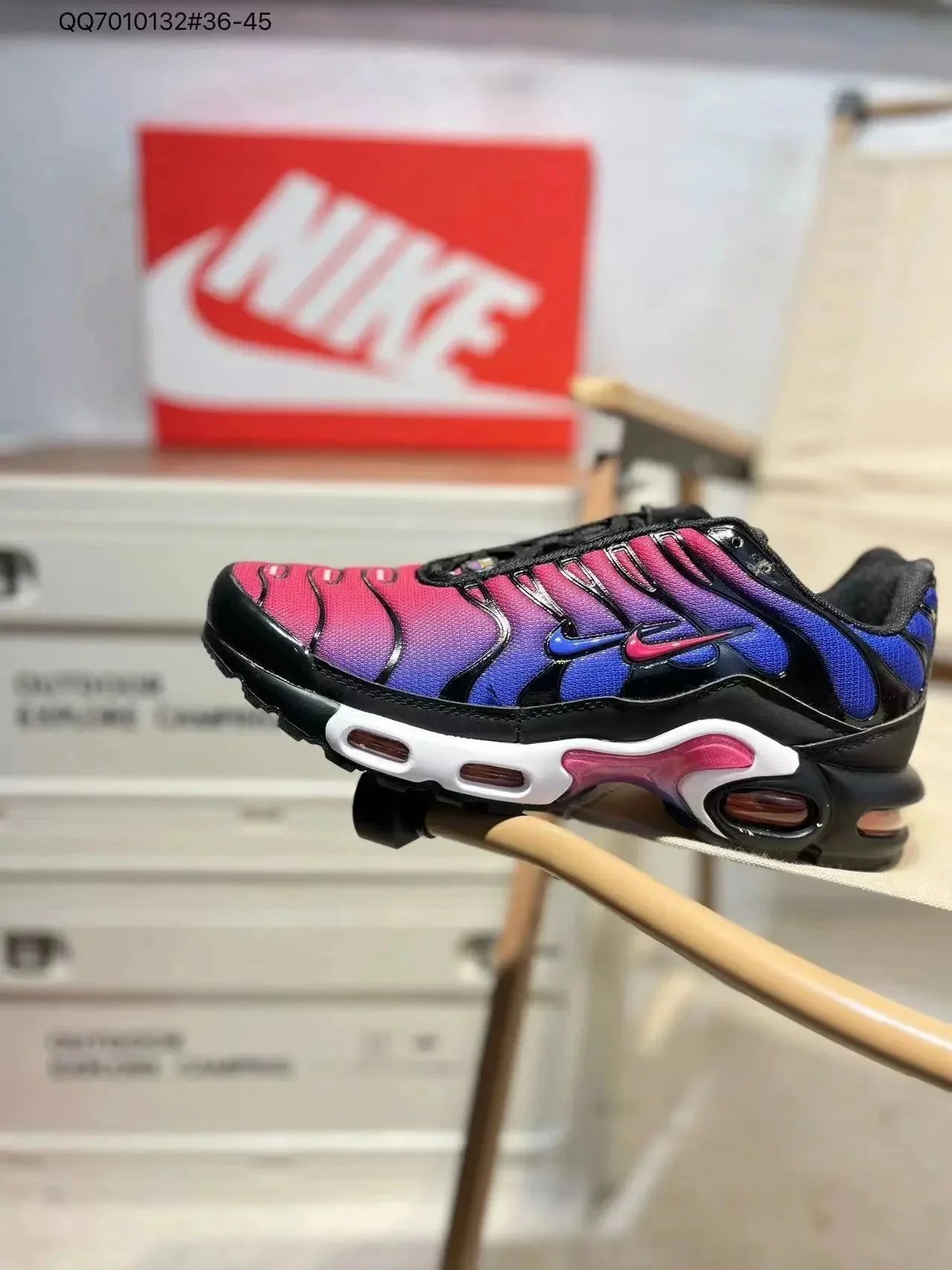 Nike Air VaporMax Plus White Ice Blue Red Sneakers - 3