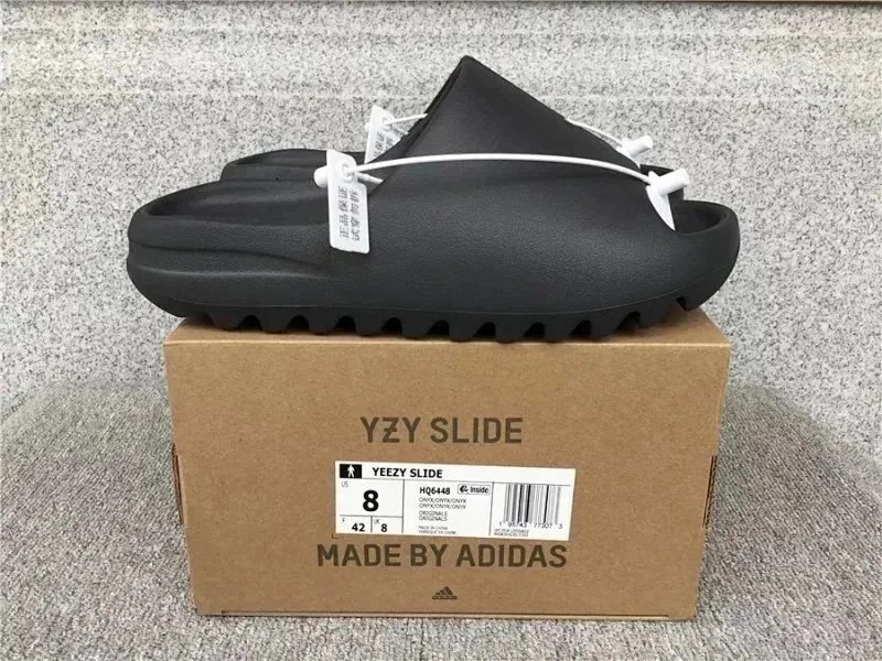 Adidas Yeezy Foam Runner Sand Beige Sneakers - 7